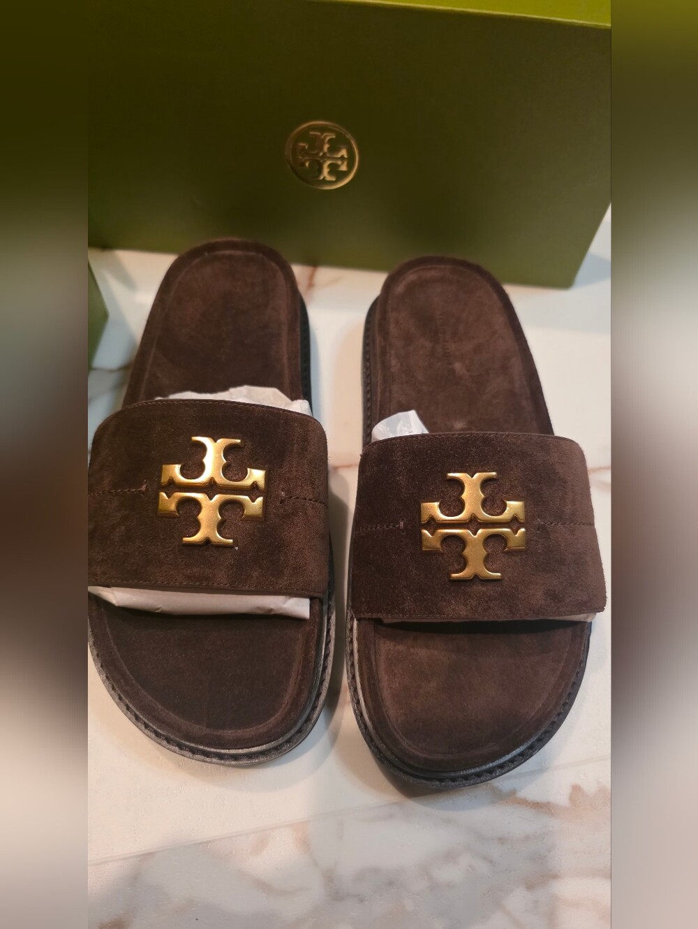 NIB Tory Burch Everly Anatomic Lug Suede Slide Sandal in Dark Cocoa/Coconut